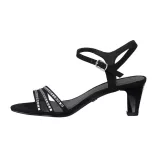 Tamaris 1-28335-24 060 női szandál