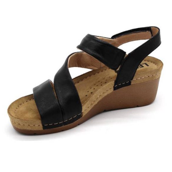 Leon Comfort 1020 Fekete női szandál
