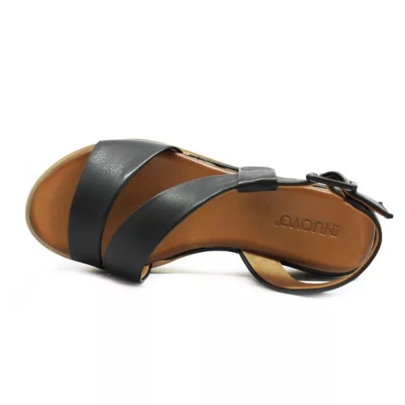 Inuovo 113060 Black női szandál